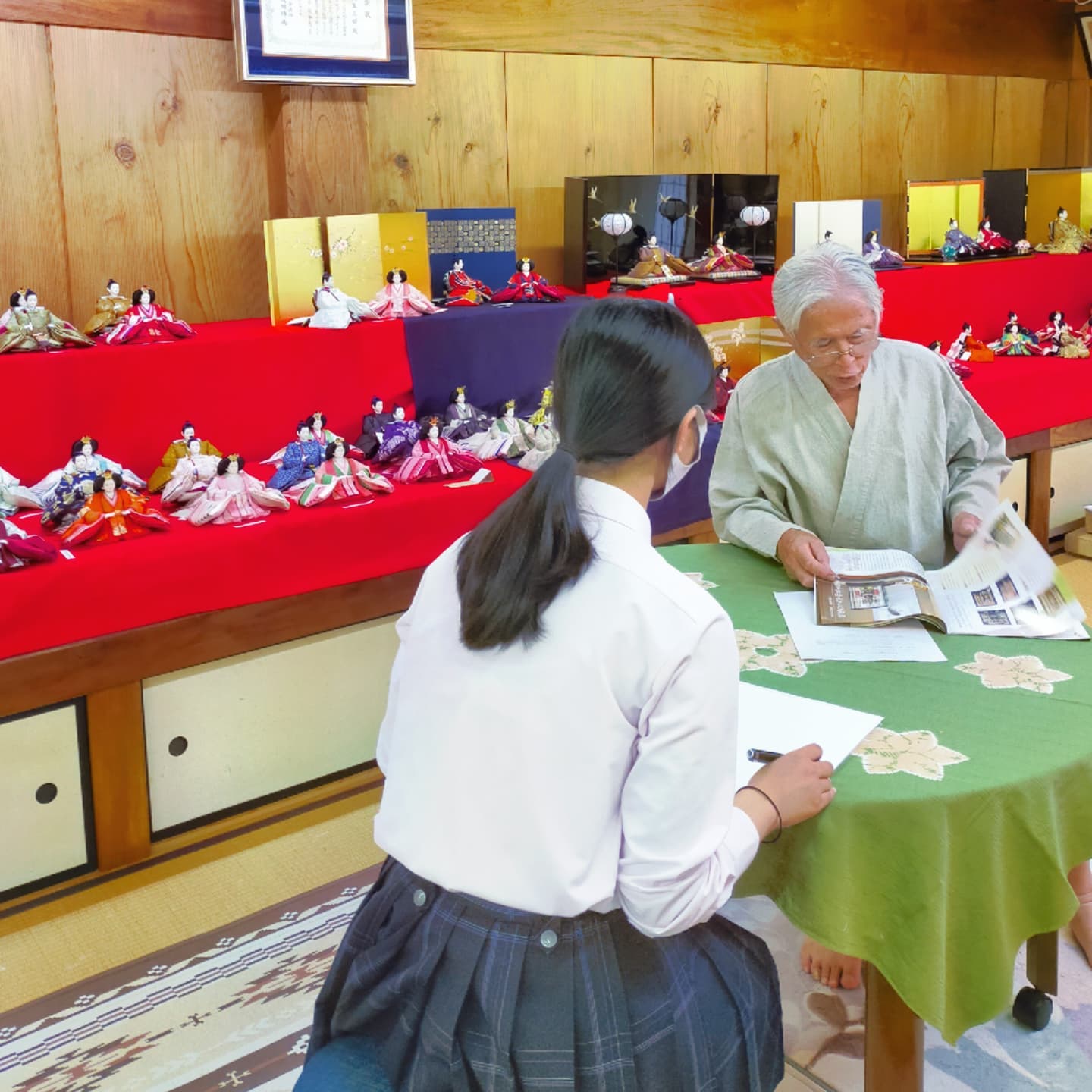 岡崎市内の学生さん勉強に来房- from Instagram