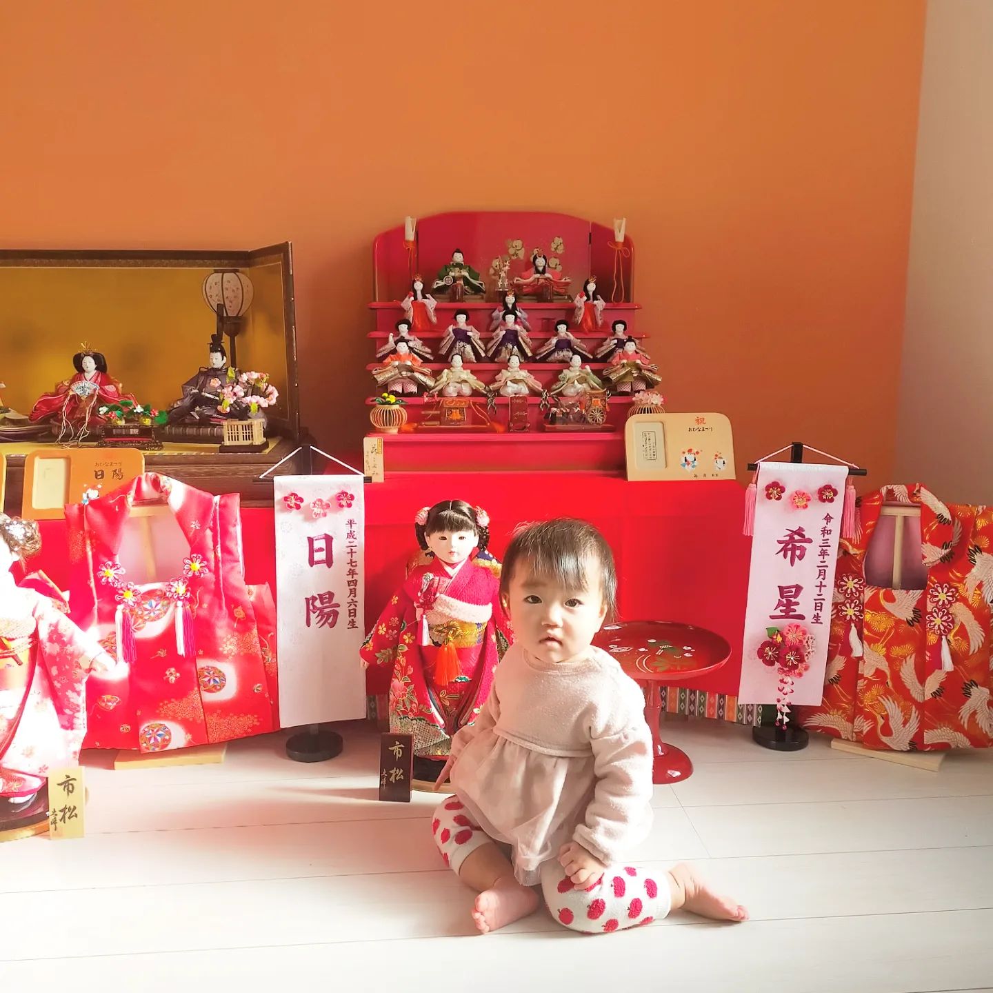 岡崎市のお客様宅に15人全て揃った雛飾りを三女様へ配送し飾らせていただきました。- from Instagram