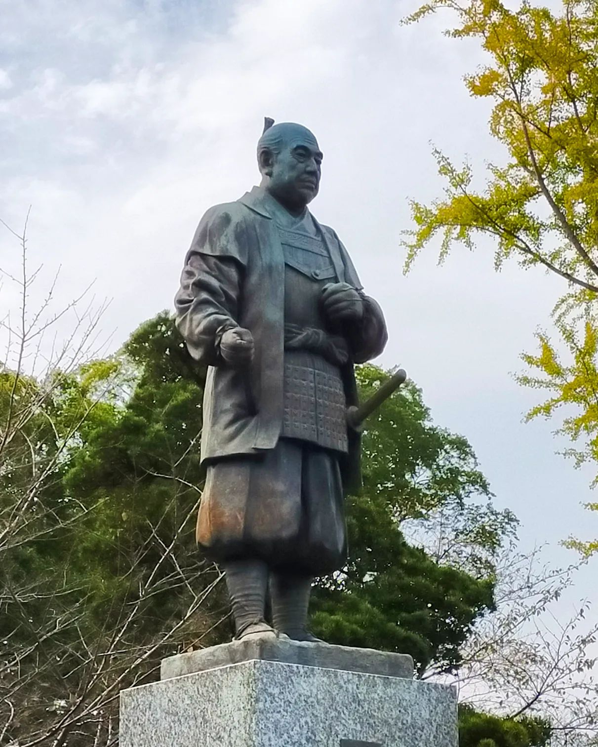 岡崎公園内　徳川家康公像- from Instagram